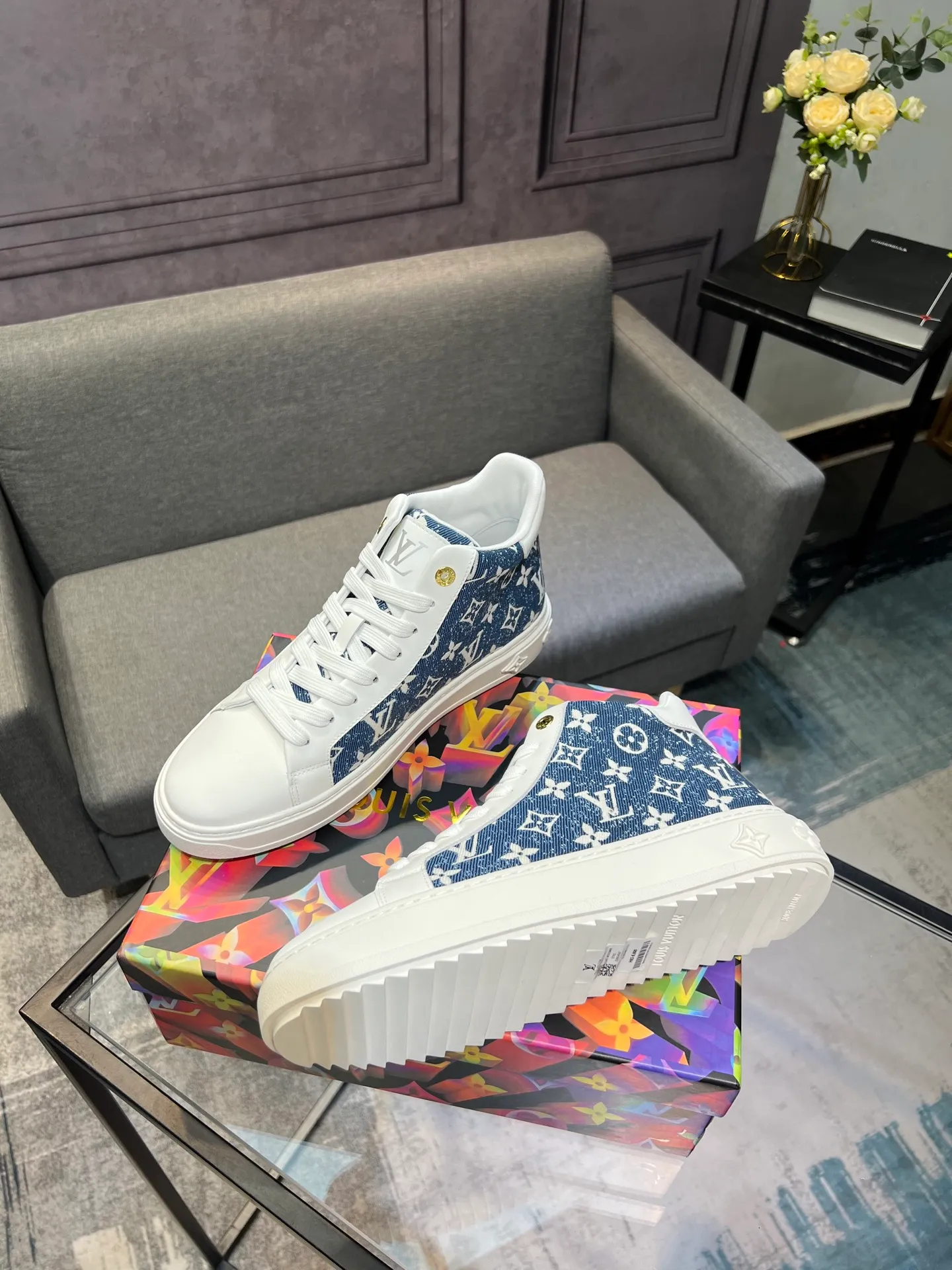 Men's shoes 💰560 LV Louis Vuitton. The latest fashionable casual shoes are popular in physical stores. New spring and summer comfortable imported cowhide, cowhide mesh, unique jacquard fabric element design. With sheepskin lining, Lv original base, [sun][sun] high-end packaging and high quality💪Details determine quality, welcome to compare🇮🇹Code number 38-44, 45 can be customized
